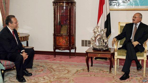 Jamal Benomar meets Ali Abdullah Saleh in Sanaa on 15 November 2011