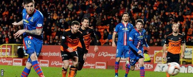 Greg Tansey netted from the spot to send Inverness Caley Thistle 1-0 ahead at Tannadice