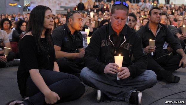 Vigil in Australia following death in detention centre on Manus Island