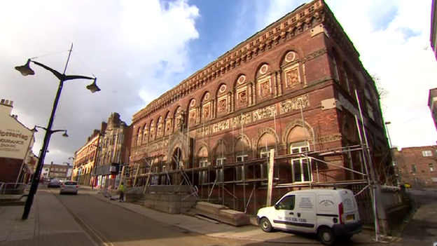 Wedgwood Institute, Burslem