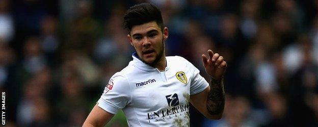 Leeds United midfielder Alex Mowatt