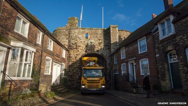 Clean-up operation at Landgate Arch, Rye