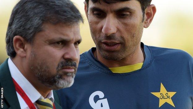 Moin Khan and Misbah-ul-Haq