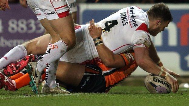 St Helens v Castleford Tigers