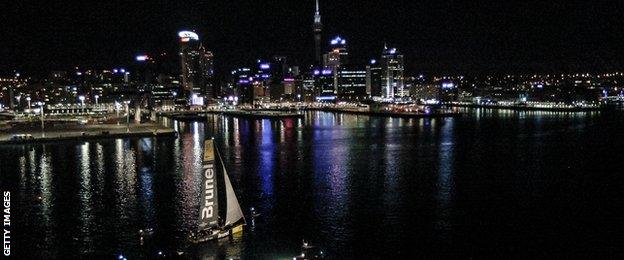 Team Brunel approaches the port of Auckland, New Zealand