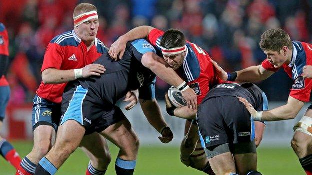 Billy Holland takes on Rossouw de Klerk during the Pro12 clash