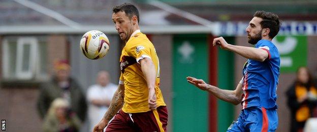 Scott McDonald (left) is in his second spell at Fir Park.