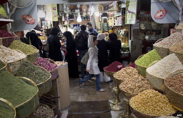 Spices and nuts at Tajrish market