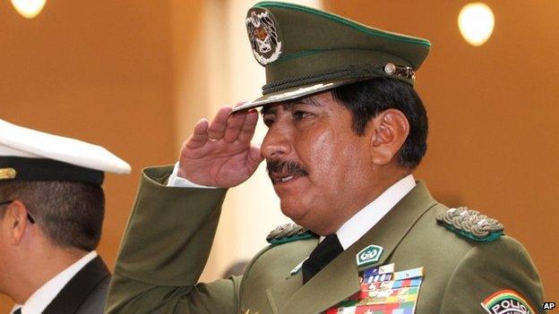 Oscar Nina salutes during his swearing-in ceremony at the government palace in La Paz, Bolivia on 24 January, 2010