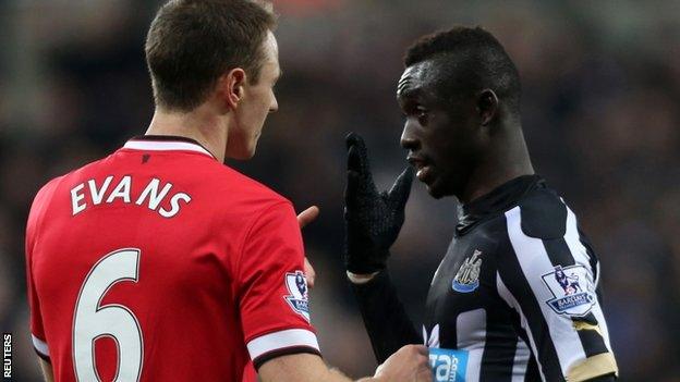 Jonny Evans and Papiss Cisse