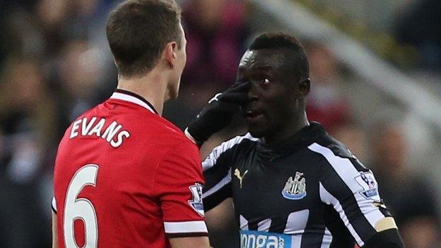 Jonny Evans and Papiss Cisse