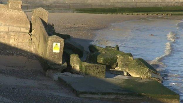 Lowestoft beach erosion