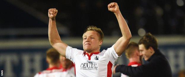 Falkirk's Peter Grant celebrates at full time as his side head into the semi finals.