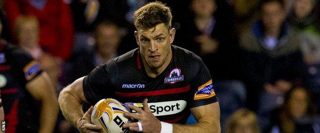 Nikki Walker playing for Edinburgh