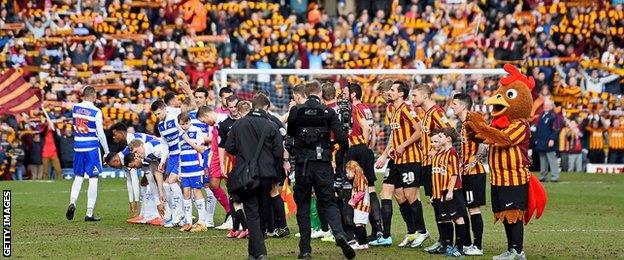 Teams line up for the start at Valley Parade