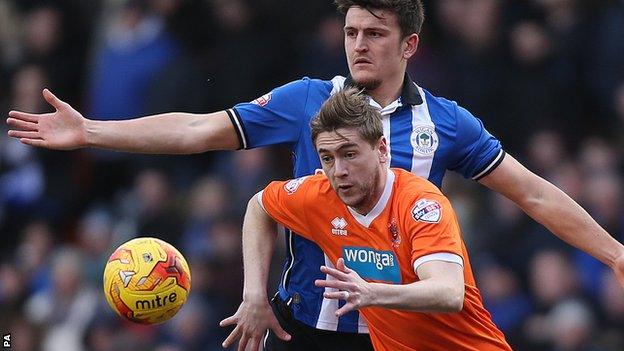 Steven Davies playing for Blackpool