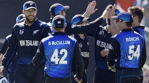 New Zealand celebrate a wicket