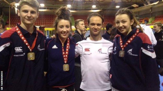 Max Cater, Jade Jones, coach Paul Green, Rachelle Booth