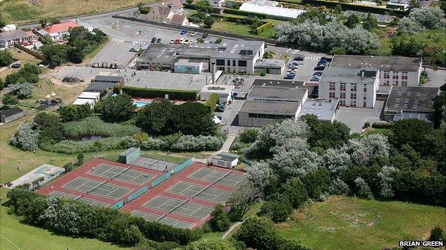 La Mare de Carteret schools seen from the air