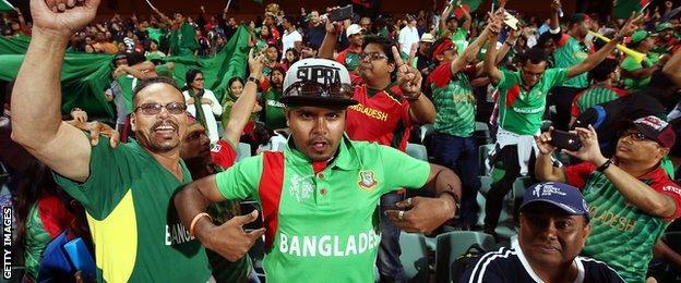 Bangladesh fans celebrate