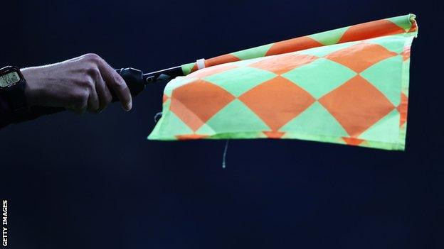 Linesman's flag