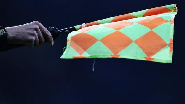 Linesman's flag