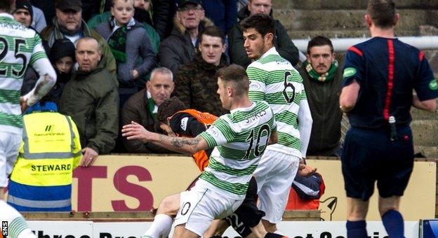 Anthony Stokes challenges United's Aidan Connolly