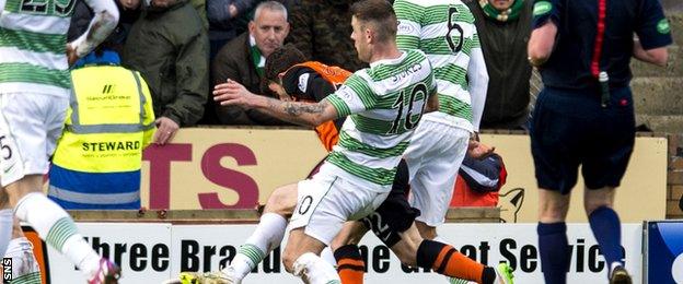 Anthony Stokes' challenge on United's Aidan Connolly led to a penalty kick at Tannadice.