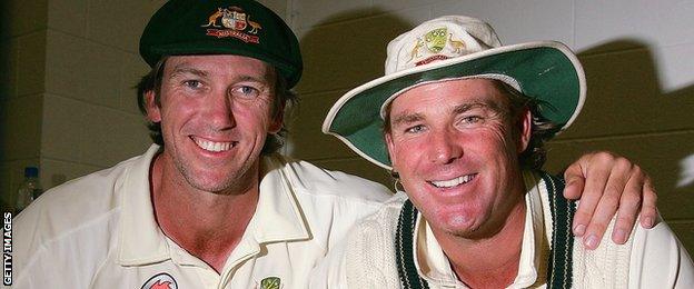 Glenn McGrath and Shane Warne celebrate winning the 2006-07 Ashes series 5-0 for Australia