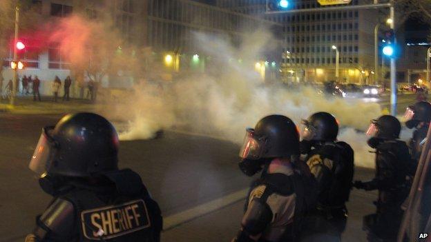 Albuquerque police fire tear gas at protestors