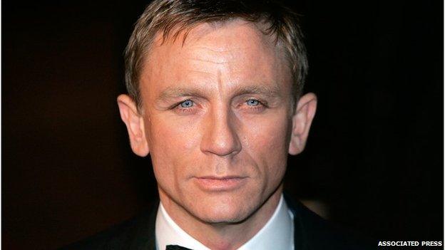 Daniel Craig