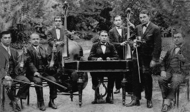 An old photo of an Hungarian gypsy band