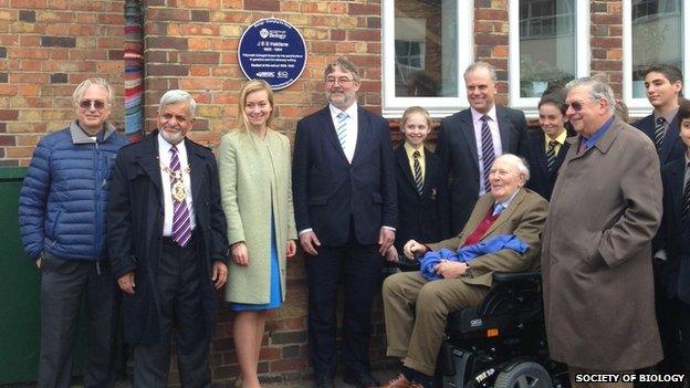 Plaque unveiling