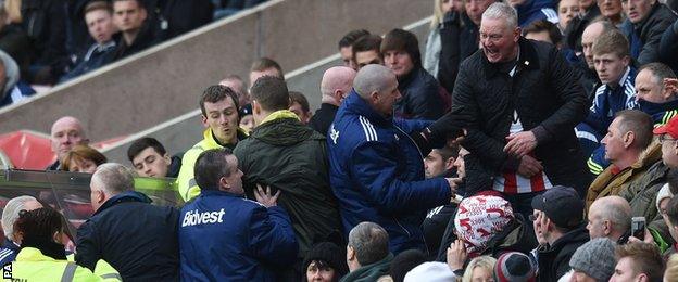 Angry Sunderland fans