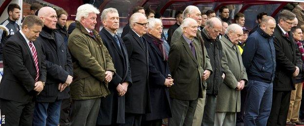 Former Hearts players pause to remember the late Dave Mackay, arguably the club's greatest player