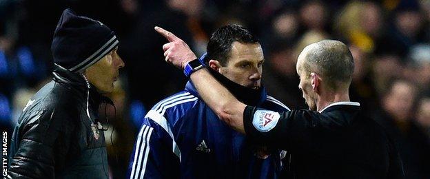 Gus Poyet is sent to the stands against Hull