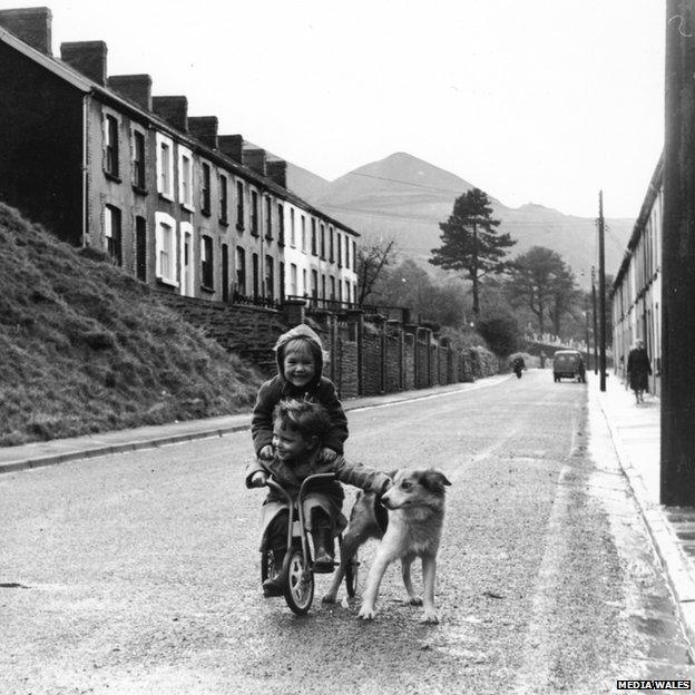 Children in Aberfan a year after the disaster