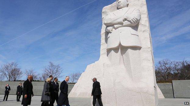 Prince Charles and the Duchess of Cornwall at the Lincoln memorial