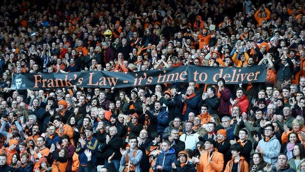 Dundee United fans at Hampden.