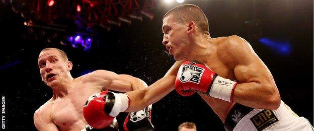 Lee Selby beat Ryan Walsh to retain his Commonwealth title