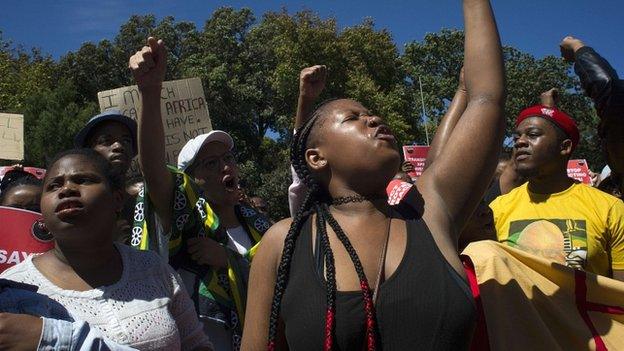 Statue protest Cape Town