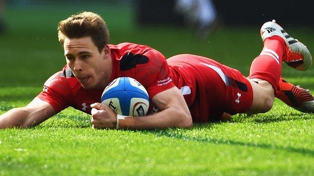 Liam Williams