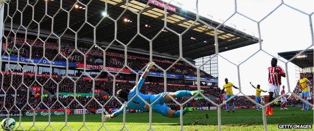 Mame Diouf give Stoke the lead against Crystal Palace