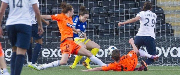 Paris Saint-Germain's Anissa Lahmari (29) fires the visitors into the lead.