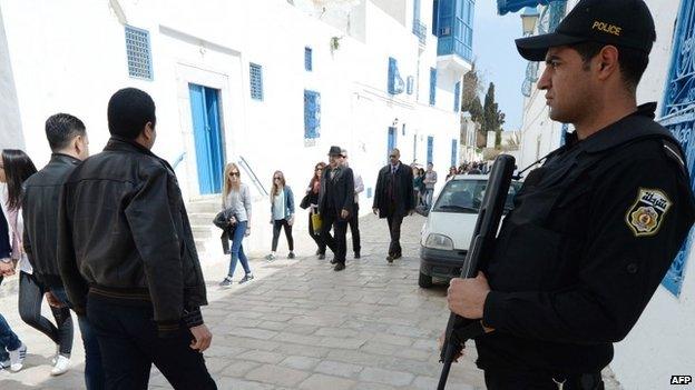 Tunisian police in the village of Sidi Bou Said, 22 March 2015