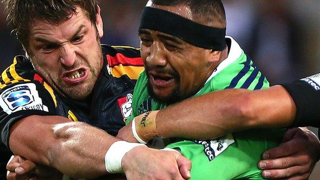 Nasi Manu in action for Highlanders