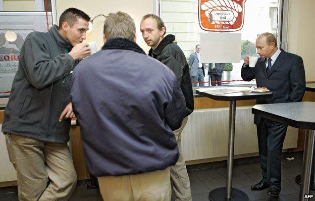 Putin in a cafe, Dresden 2006