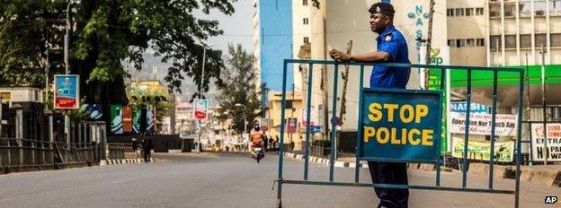 Police roadblock (29/03/15)