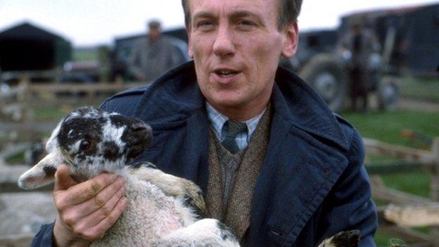 Christopher Timothy as James Herriot