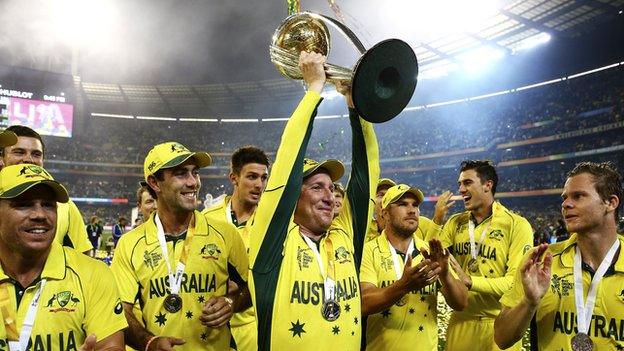 Brad Haddin celebrates with the team and trophy during the 2015 ICC Cricket World Cup final match between Australia and New Zealand at Melbourne Cricket Ground